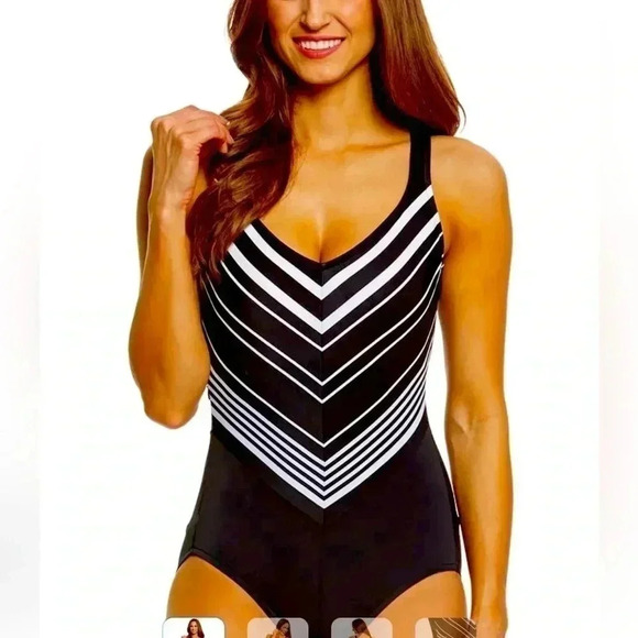 Active Spirit Pocketz shore point V neck swimsuit size 16 NWT pocket - Picture 1 of 10